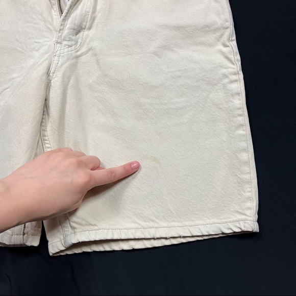 Levi’s 550 khaki cream shorts size 33 - Picture 11 of 11